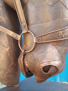 Sculpture de tête de cheval en métal - Product Image 6