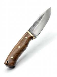 Cuchillo Utilitario para Exteriores de Acero al Carbono Forjado a Mano Personalizado con Mango de Madera de Nogal y Empuñadura de Latón, Grado DIY, OEM Personalizable - Product Image 2