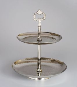 Support à gâteau à 2 niveaux en acier inoxydable, plateau de présentation de fruits et desserts en métal martelé pour mariage et fête - Product Image 1