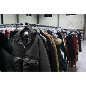 Conteneur de vêtements d'occasion authentiques coréens Yoursup, Hub d'exportation aux EAU, Lot BUNDLE-UAE-HUB 40HQ, Balles de 100 kg, Vente en gros - Product Image 3