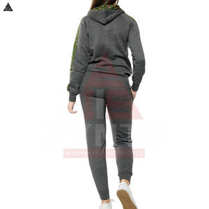 Nouveaux survêtements zippés pour femmes, de couleur unie, confortables, avec étiquette privée, en vente. Nouveauté : survêtements chauds pour femmes pour l'hiver. - Product Image 5