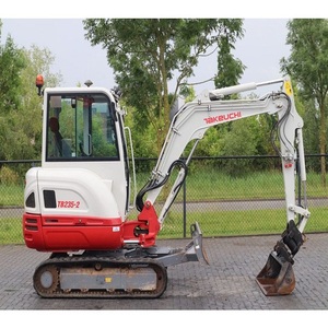 Mini-excavatrice Takeuchi TB290 d'occasion, blanche, hydraulique, sur chenilles, d'origine DK, garantie 4 ans, forte puissance de creusement, équipement compact - Product Image 4