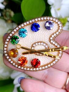 Broche de luxe florale brodée et perlée, épingle décorative faite à la main, idée cadeau - Product Image 4