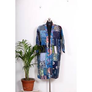 Kimono de Seda Bohemio Hecho a Mano en India con Parches Kantha, Elegante Ropa de Playa y Dormir para Mujer, Transpirable, con Cinturón y Lazos Delanteros - Product Image 3