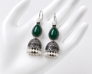 Pendientes Jhumka de Plata Oxidada con Perlas de Piedra Verde Pera, Hechos a Mano, Estilo Étnico Indio, para Mujer, Venta al Por Mayor Directo de Fábrica - Product Image 1