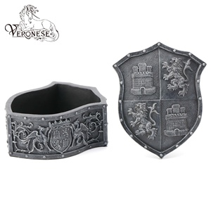 VERONESE DESIGN Lion Castle Crest Shaped Artistic Warriors Style Baratija Box Material de resina Acabado pintado a mano DECORACIÓN DEL HOGAR - Product Image 2