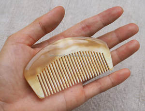 หวีผมเขาควายธรรมชาติขัดเงาสำหรับเป็นของขวัญ - Product Image 2