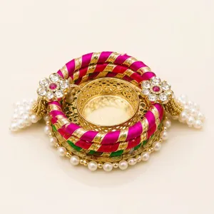 Portavelas Redondo Hecho a Mano con Adornos de Perlas, Porta Diya Multicolor para Actividades Religiosas - Product Image 6