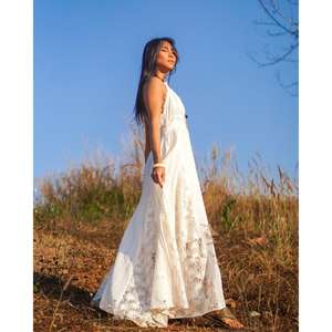 Robe longue bohème pour femmes, sans manches, col halter, avec insert en dentelle, robe longue pour l'été, plage, resort - Product Image 3