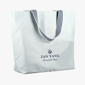 กระเป๋าผ้าแคนวาสสีขาวและสีเขียว น้ำหนักเบา เป็นมิตรกับสิ่งแวดล้อม สำหรับแฟชั่นลำลอง - Product Image 6