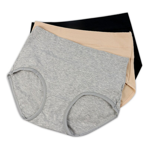 Culottes sans couture taille mi-haute pour femmes, qualité supérieure, gris uni, 100 % coton tricoté, style basique, vente en gros 2026 - Product Image 4