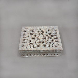 Boîte à bijoux élégante en pierre ollaire naturelle fabriquée en Inde avec sculpture artisanale, coffret de rangement de luxe pour cadeau de mariage, prix usine en gros - Product Image 2