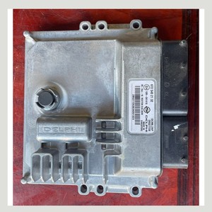 ชุดควบคุมเครื่องยนต์ (ECU) และชุดควบคุมระบบเกียร์ (ECM) มือสองของ Delphi สำหรับ SsangYong Rexton รุ่น 672 540 21 32 อะไหล่รถยนต์ - Product Image 3