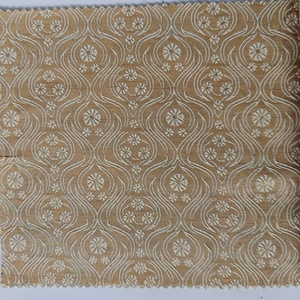 Tissu brodé en polyester non tissé élégant avec motif floral pour la confection de robes de mariée et d'accessoires pour femmes - Product Image 1