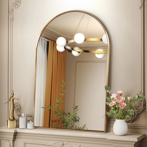 Espejo Decorativo Moderno de Metal Dorado Arqueado para Sala de Estar y Dormitorio - Product Image 1