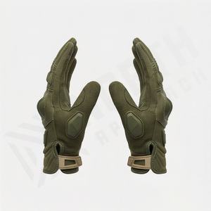 Équipement de performance personnalisé pour la moto tout-terrain et le cyclisme estival : Gants de protection intégraux pour la course - Product Image 3