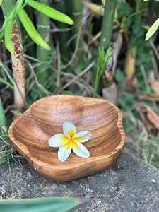Cuenco de madera con forma de flor, cuenco artesanal de madera de acacia, cuencos de madera, cuenco para flores, cuenco para salsas, cuenco para adornos, decoración - Product Image 4