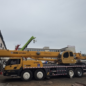 Grúa sobre Camión Usada XCMG QY50KA de 50 Toneladas en Venta, Pluma Telescópica de 43m, Brazo Auxiliar de 16m, Motor Sinotruk, Grúa Móvil de Segunda Mano - Product Image 5