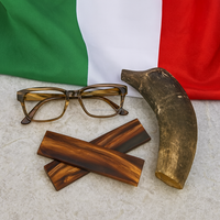 Plaques en corne de buffle naturelle faites à la main pour montures de lunettes feuille de corne brute pour lunettes personnalisées durables