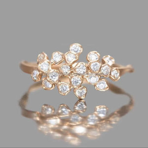 Anillo de Aniversario para Mujer con Moissanita Redonda de 1.40 MM, Plata de Ley 925 con Baño de Rodio, Engaste de Bisel, Diseño Minimalista en Racimo, Anillo Único - Product Image 1