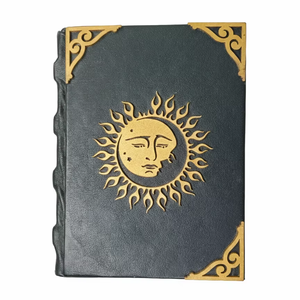 AAN Overseas Ventures Sun Moon Journal en cuir Vintage fait à la main Cahier en relief Design Antique Lock-Livre-cadeau d'écriture de voyage - Product Image 1