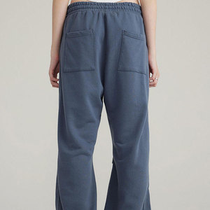 ผู้จัดจำหน่ายระดับพรีเมียม กางเกงยีนส์ผู้ชายทรงสบายสไตล์ล่าสุด ล้างสีแบบแอซิดวอช มีจำหน่ายแล้ว ผู้ผลิตและผู้จัดจำหน่ายขายส่งชั้นนำสำหรับสินค้าแฟชั่น - Product Image 2