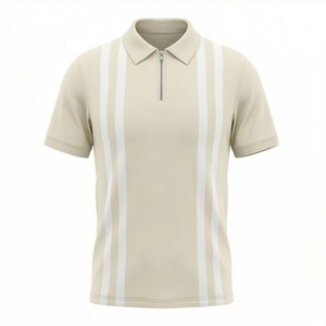 เสื้อโปโลแขนสั้นลายทางสีเบจสำหรับผู้ชาย พร้อมซิป ดีไซน์ถักแบบลำลอง ทรงปกติ - Product Image 1