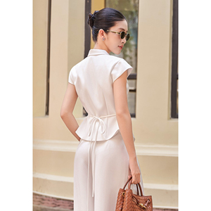 Chaleco Elegante Blanco para Mujer con Solapa Entallada, Manga Casquillo, Lazos en la Espalda y Peplum, Traje de Oficina de Negocios en Tela de Estambre - Product Image 3