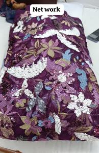 Exquisita tela de red azul oscuro con bordado floral multicolor de hilo grueso y lentejuelas brillantes para diseño étnico. - Product Image 6
