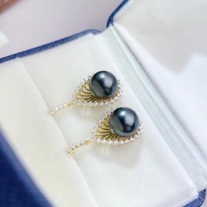 Pendientes de Perlas de Agua de Mar Naturales Nanyang, Redondas, de 10-11 mm, con Aguja de Oro Grueso de 18K, Color Perla de Té - Product Image 3