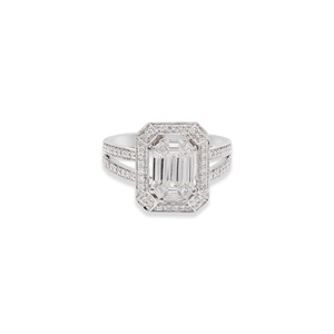แหวนทองคำขาว 18k รูปทรงมรกตประดับเพชรทรงบาแกตต์แบบวงแหวนแหวก ยี่ห้อ Memoria Jewels ขายส่ง - Product Image 1