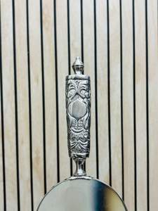 Lupa de Mano de 4'' Estilo Antiguo con Acabado en Níquel |   Lupa de Lectura e Inspección con Mango de Metal Vintage - Product Image 3