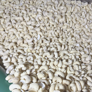 Noix de cajou du Vietnam en gros à prix d'usine, grades WW180, WW240, WW320, LP, WS, avec livraison sans taxes - Product Image 1