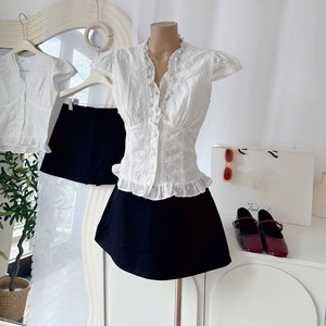Conjunto de Blusa de Manga Corta con Cuello en V y Encaje Sólido, Falda Larga en Línea A, Mezcla de Algodón Transpirable para Primavera/Verano, Estilo Casual - Product Image 1