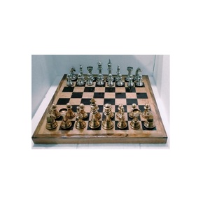 Jeu d'échecs de luxe en laiton avec plateau en bois massif, pièces en métal, jeu de société de haute qualité pour la décoration de la maison, cadeau - Product Image 1