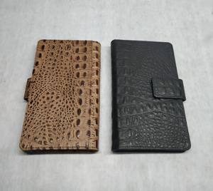 Funda para Pasaporte de Cuero Genuino con Estampado de Cocodrilo, Porta Tarjetas, Organizador de Documentos, Cartera Larga Familiar para Viajes, con Cierre de Botón RFID - Product Image 4