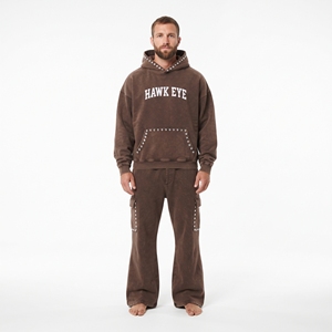 Conjunto Deportivo para Hombre con Capucha, Color Marrón Lavado al Ácido, Sudadera y Pantalón de Manga Larga, Logotipo Frontal Personalizado Bordado, Fabricación al Por Mayor - Product Image 3