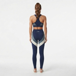 Conjunto Deportivo de Dos Piezas para Mujer, Top Deportivo con Bloques de Color y Leggings de Cintura Alta, Ropa Deportiva para Yoga y Ejercicio - Product Image 3