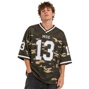 Camiseta Deportiva de Camuflaje Personalizada, Estilo Vintage Unisex, Estampado de Camuflaje para Caza, Estilo Americano, Y2K, Hip Hop, Oversize y Corta, con Cuello en V - Product Image 1