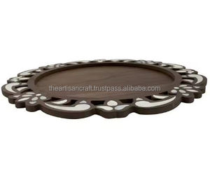 Bandeja de servicio de madera de flores hechas a mano con incrustaciones de perlas madre brillantes Diseño moderno duradero Tamaño y logotipo personalizables - Product Image 4
