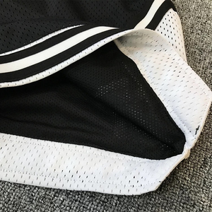 Nouveaux shorts de basket pour hommes, tendance 2022, imprimés sur toile, logo personnalisé, décontractés, respirants, de qualité supérieure à bon prix. - Product Image 2