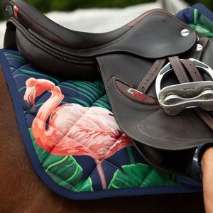 Tapis de selle professionnel anglais pour dressage et saut d'obstacles, antidérapant, respirant, compressif, personnalisable pour la compétition équestre - Product Image 5