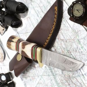Cuchillos de Caza Resistentes de Damasco con Hoja Fija Afilada, Empuñadura de Madera Cómoda y Funda de Cuero Marrón Duradera para Camping - Product Image 6