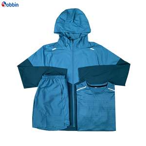 Ensemble de survêtement confortable 3 pièces coupe-vent personnalisé pour homme, en polyester, à capuche, imprimé, streetwear, uni, unisexe, respirant - Product Image 4