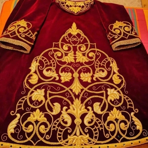 Robe indienne pakistanaise en velours brodée, avec des fils dorés et des dentelles florales, pour femmes, pour les fêtes et les mariages - Product Image 1