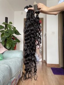 VENTE CHAUDE Paquets de Cheveux Remy Vietnamiens 100% Cuticule Vierge Alignée Couleur Naturelle Trame Bouclée Brute 100% Cuticule Vierge Alignée - Product Image 3