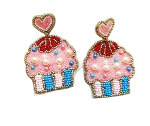 Pendientes de flores bordados a mano con cuentas de semillas, pendientes colgantes con borlas para mujer, de MD HANDICRAFTS - Product Image 1