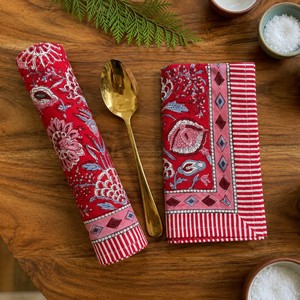 Mantelería de Algodón Estampada Floral Cuadrada Vintage Hecha a Mano, Personalizada para Bodas, con Estampado en Bloque, Ecológica y Duradera - Product Image 1