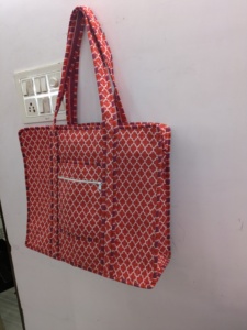 Vintage Red Quilted Cotton Bohemian Spring <b>Tote</b> <b>Bag</b> <b>with</b> Front Zipper <b>Pocket</b> - Product Image 3