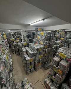 Ropa Usada de Calidad de Exportación – Prendas de Segunda Mano Sostenibles para Reventa. La colección de ropa usada ofrece una amplia variedad de prendas limpias. - Product Image 6